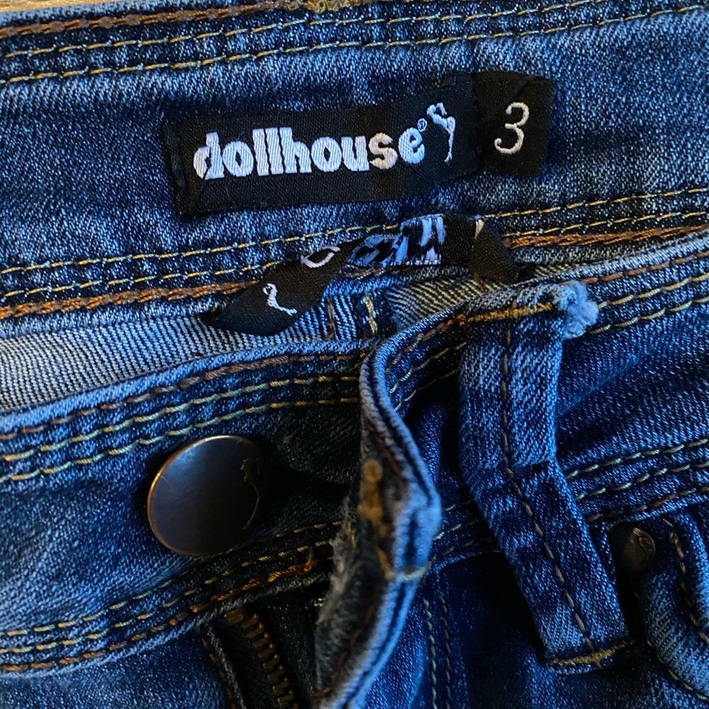 Distressed jeans - Picture 2 of 5